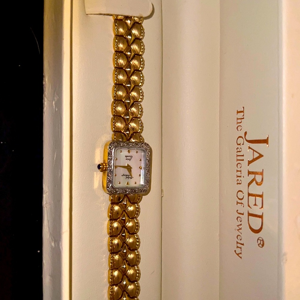Vintage Micheal Anthony Diamond Bezel 14kt Gold Watch